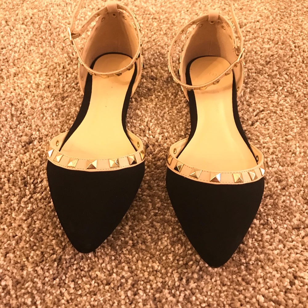 Wild Diva Studded Flats